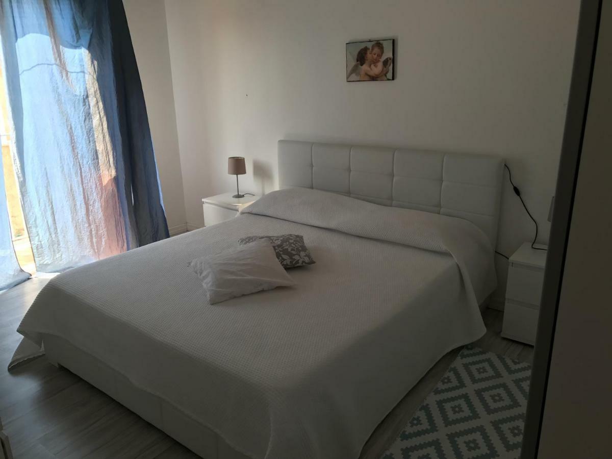 Giorgiada Apartment Mazzeo Bagian luar foto