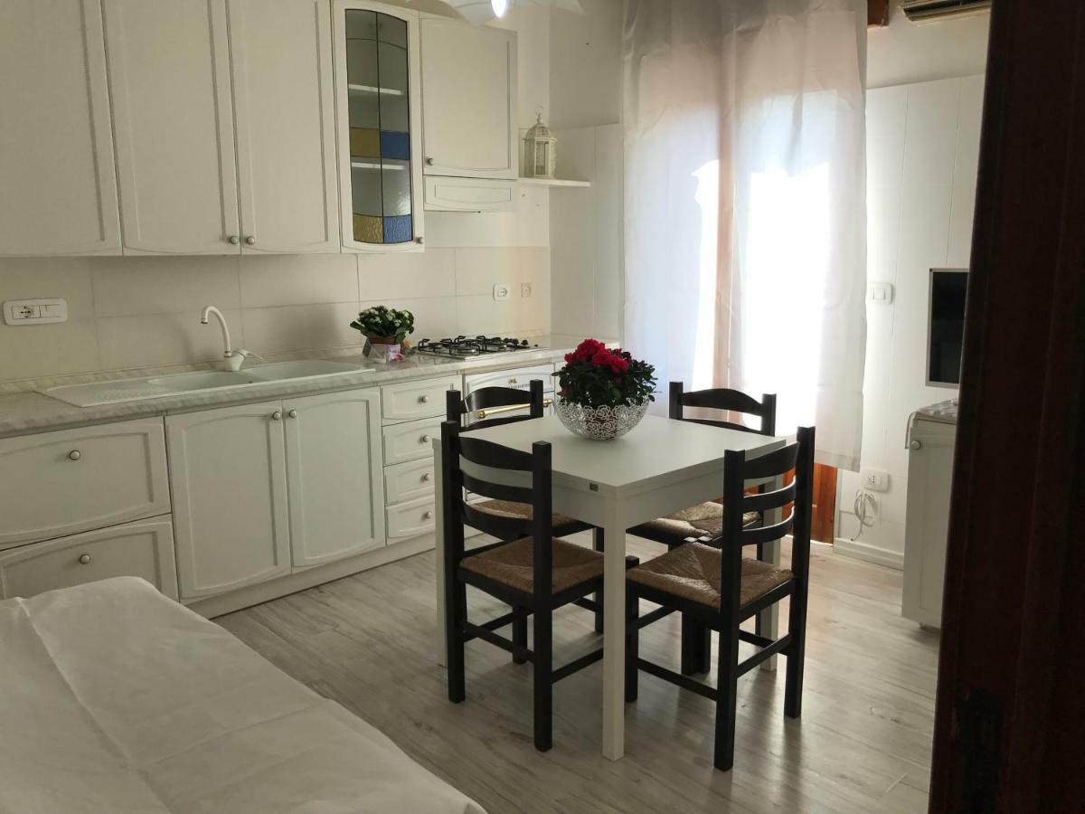 Giorgiada Apartment Mazzeo Bagian luar foto